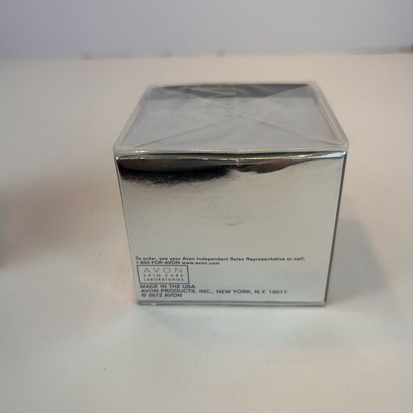 2 NEW Avon Anew Platinum SPF 25 Day Lifting Cream - 1.7oz (Lot of Two) - Picture 4 of 5